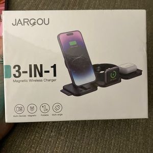 3 In 1 Magnetic Wireless Charger